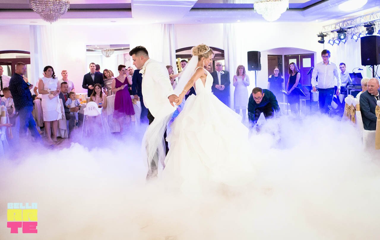 Bella-Arte - pierwszy taniec, ciężki dym, oświetlenie wesele Brodnica